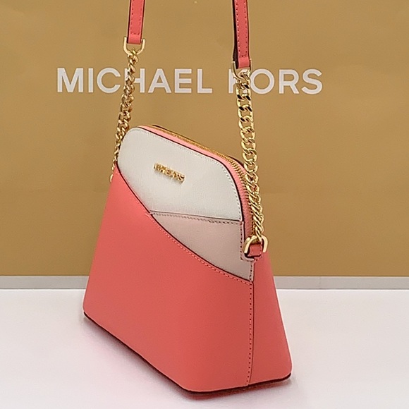 MICHAEL KORS
Jet Set Travel Medium Logo Dome Crossbody Grapefruit MULTI … - Picture 12 of 15